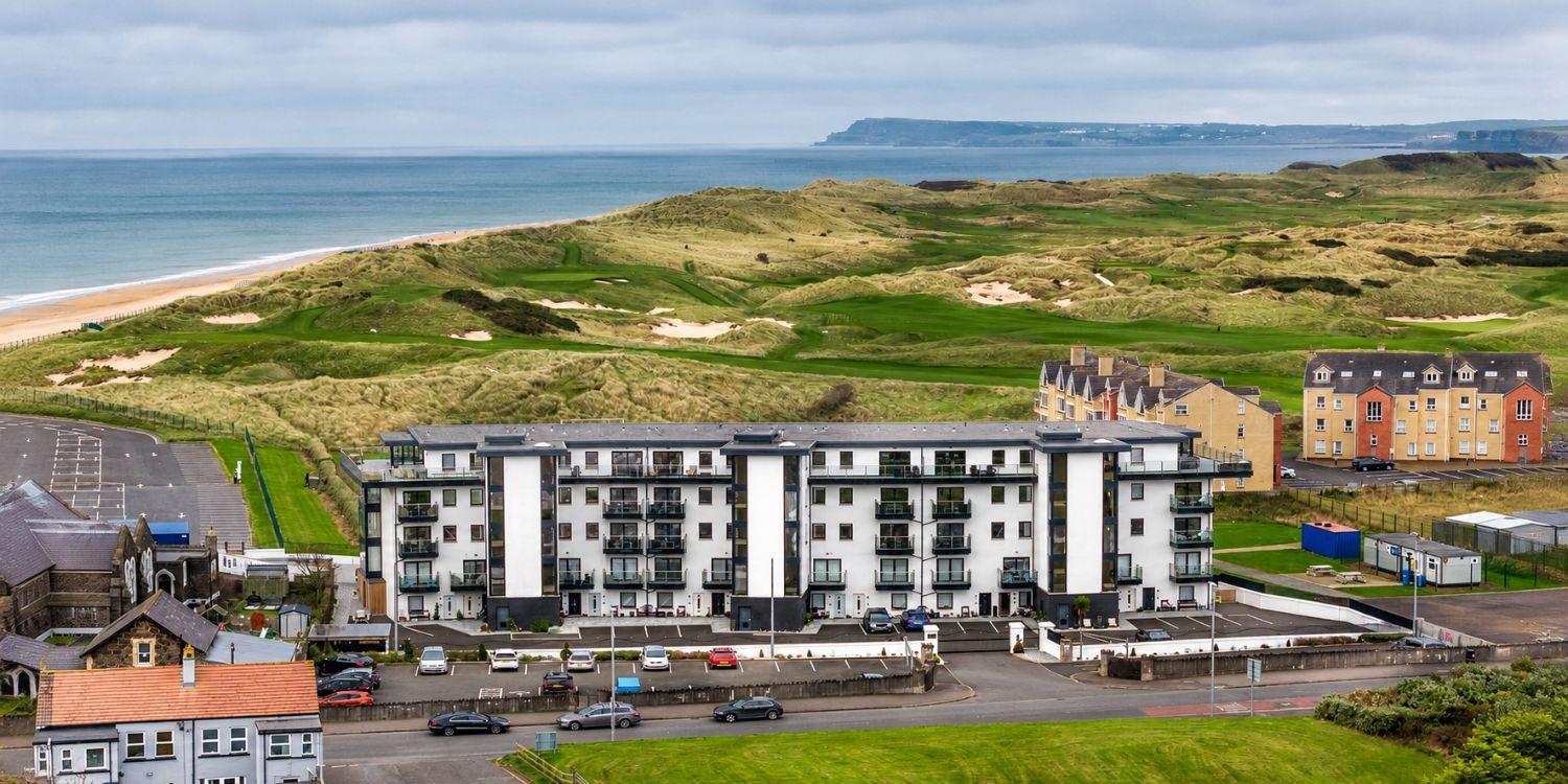 Curran Gate Luxury Golf Apartments - Royal Portrush GC